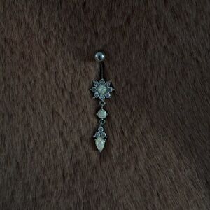 🩵 opal dangling belly ring 🩵